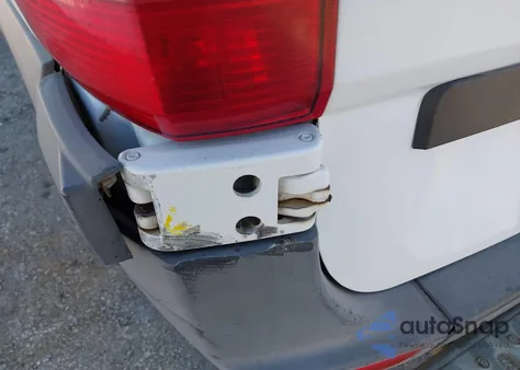 2011 Mercedes-Benz Sprinter 2500 High Roof z USA, uszkodzony, nr VIN WD3PE8CB6B5575182